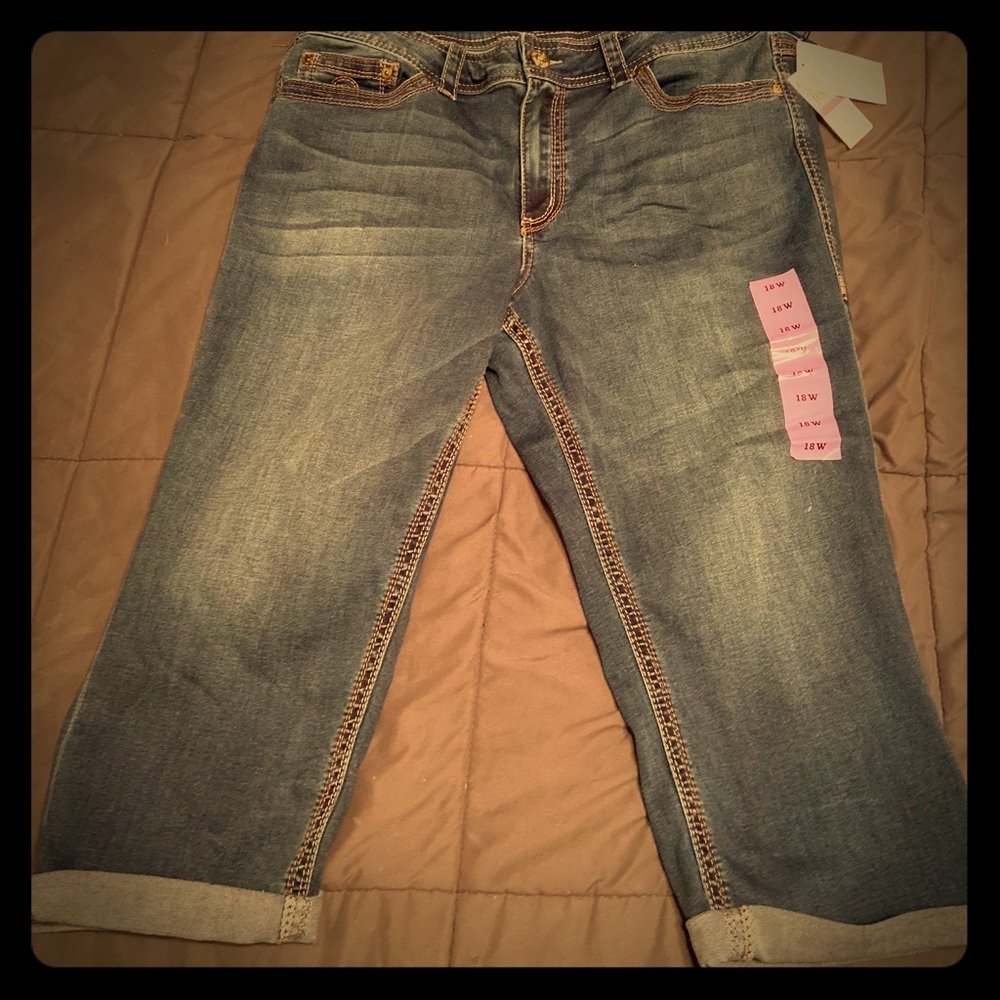 Women’s capris